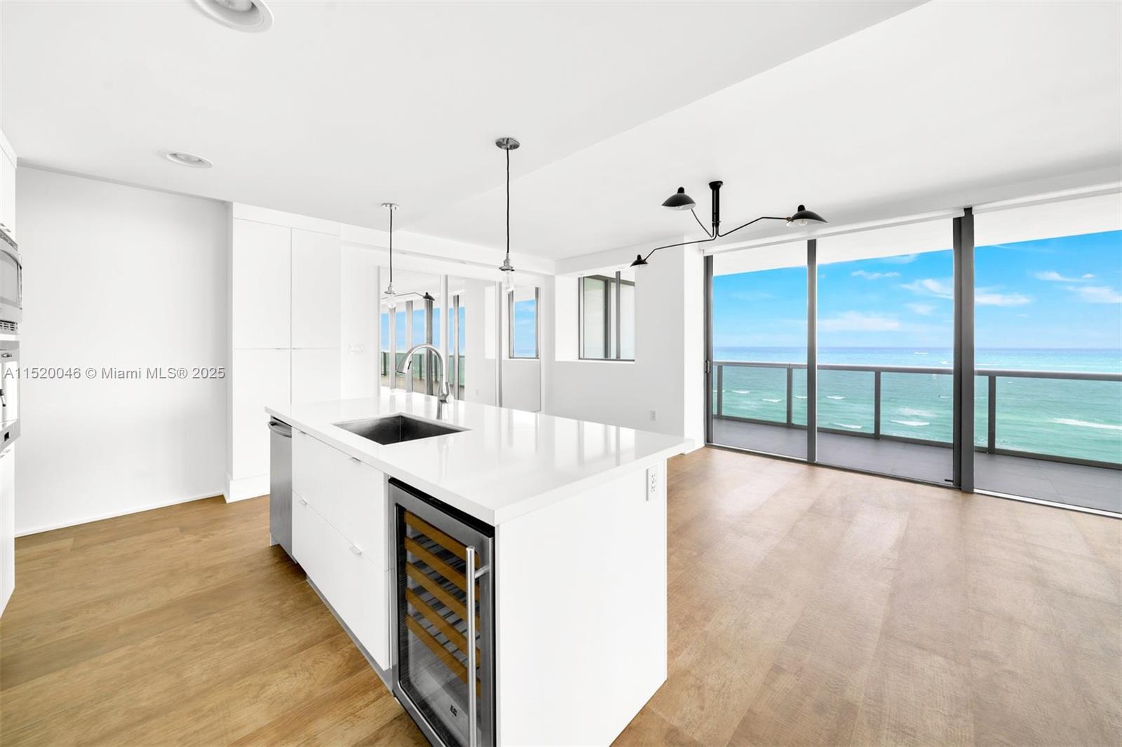 5875 Collins Ave, Miami Beach, FL, 33140 United States, 3 Bedrooms Bedrooms, ,3 BathroomsBathrooms,Residential,For Sale,Collins Ave,A11520046