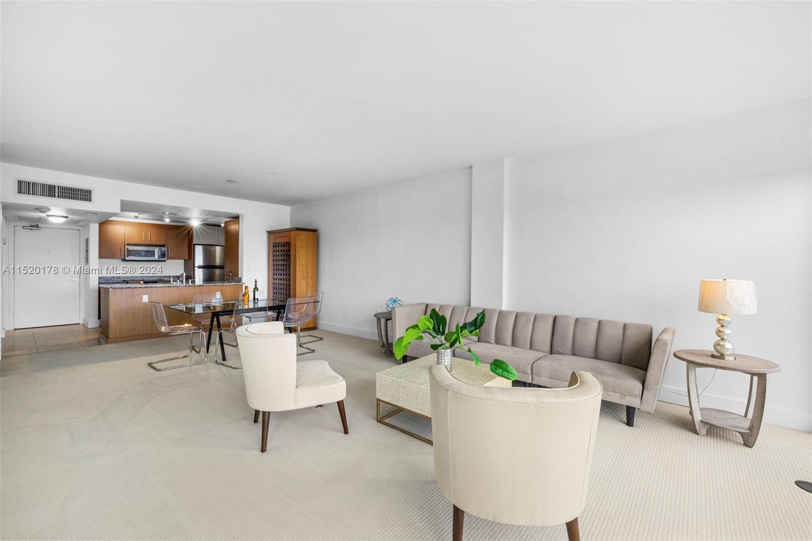 10275 Collins Ave, Bal Harbour, FL, 33154 United States, 1 Bedroom Bedrooms, ,1 BathroomBathrooms,Residential,For Sale,Collins Ave,A11520178