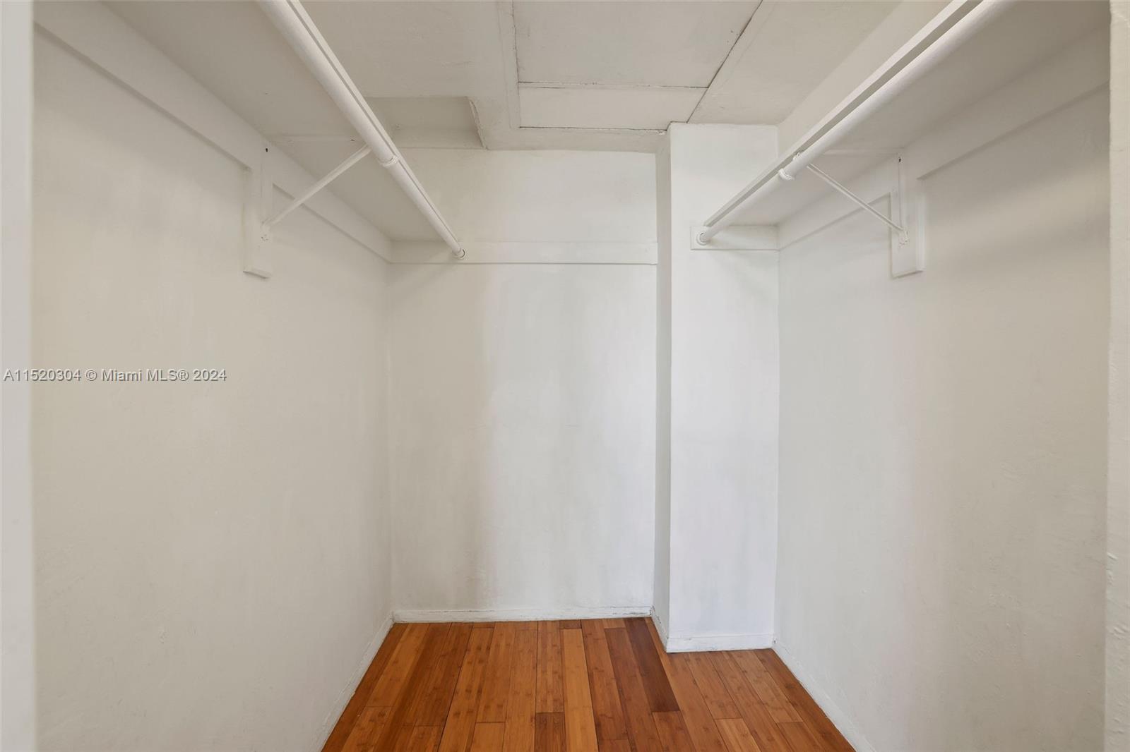 1500 Bay Rd S-0578, Miami Beach, Florida 33139, 1 Bedroom Bedrooms, ,1 BathroomBathrooms,Residentiallease,For Rent,1500 Bay Rd S-0578,A11520304