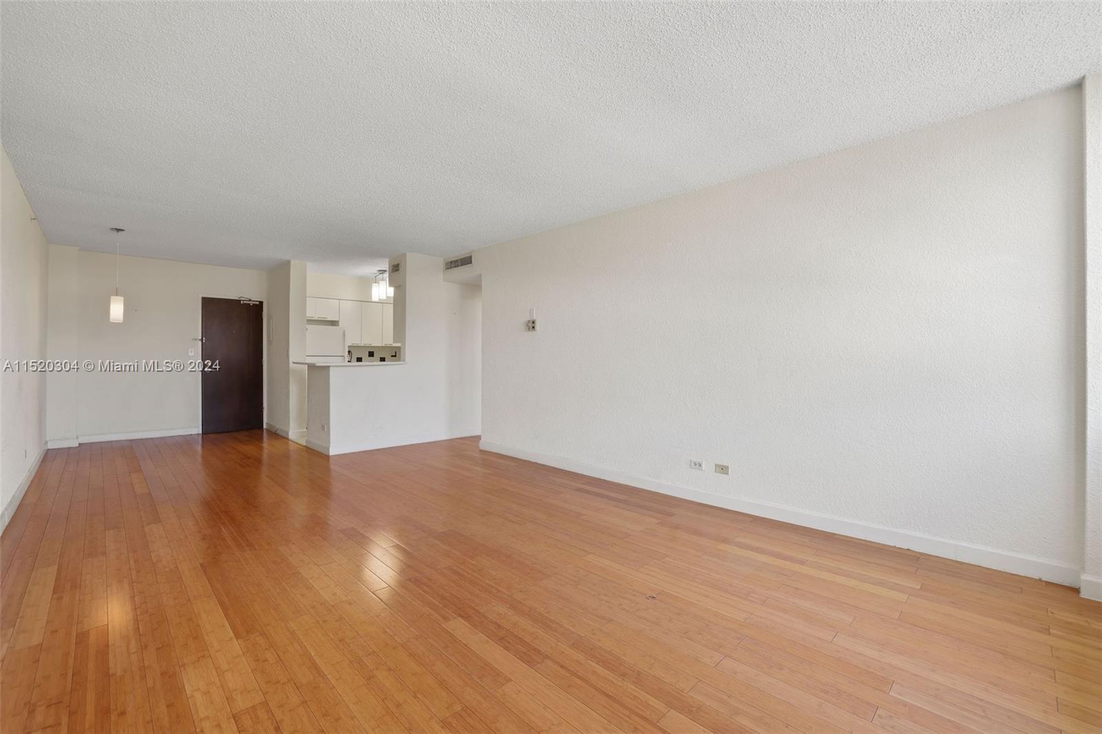 1500 Bay Rd S-0578, Miami Beach, Florida 33139, 1 Bedroom Bedrooms, ,1 BathroomBathrooms,Residentiallease,For Rent,1500 Bay Rd S-0578,A11520304