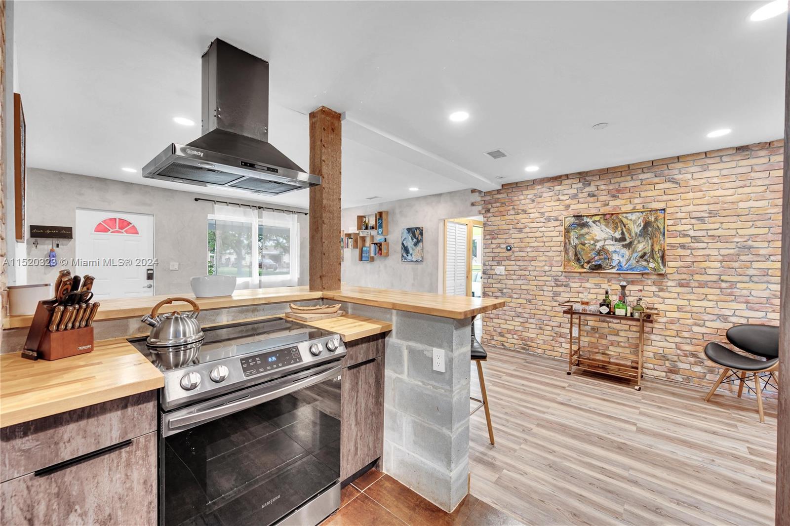 9000 NW 12th Ave 1, Miami, Florida 33150, 5 Bedrooms Bedrooms, ,3 BathroomsBathrooms,Residentiallease,For Rent,9000 NW 12th Ave 1,A11520323