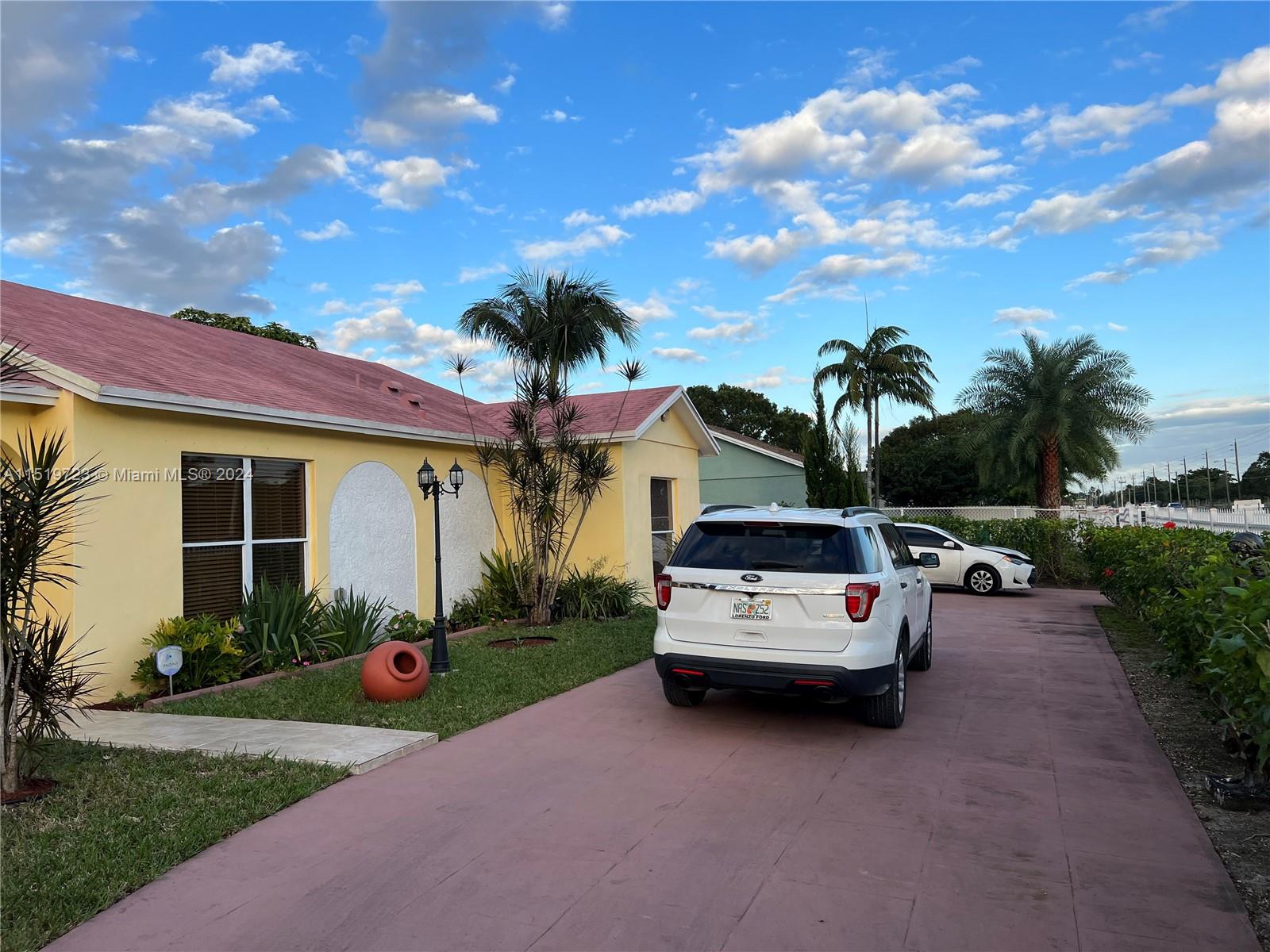 12571 268th St, Homestead, FL, 33032 United States, 3 Bedrooms Bedrooms, ,2 BathroomsBathrooms,Residential,For Sale,268th St,A11519723