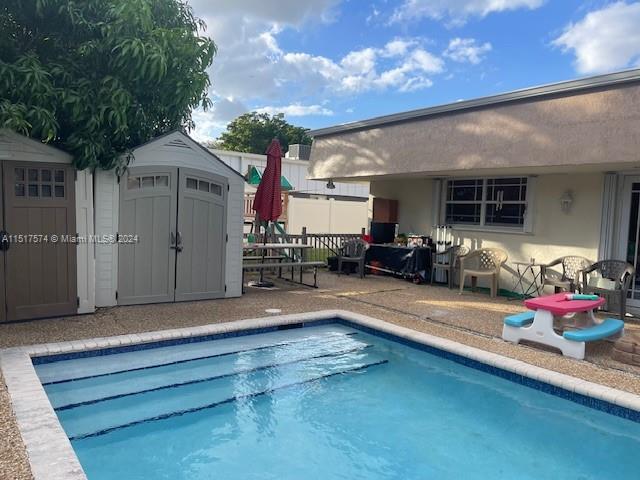 10426 52nd St, Cooper City, FL, 33328 United States, 3 Bedrooms Bedrooms, ,2 BathroomsBathrooms,Residential,For Sale,52nd St,A11517574