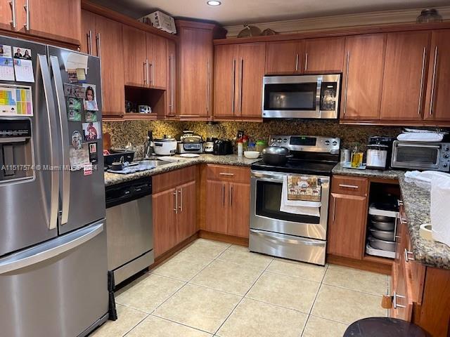 10426 52nd St, Cooper City, FL, 33328 United States, 3 Bedrooms Bedrooms, ,2 BathroomsBathrooms,Residential,For Sale,52nd St,A11517574