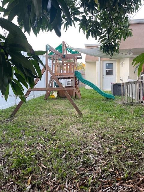 10426 52nd St, Cooper City, FL, 33328 United States, 3 Bedrooms Bedrooms, ,2 BathroomsBathrooms,Residential,For Sale,52nd St,A11517574