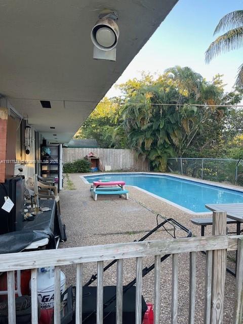 10426 52nd St, Cooper City, FL, 33328 United States, 3 Bedrooms Bedrooms, ,2 BathroomsBathrooms,Residential,For Sale,52nd St,A11517574