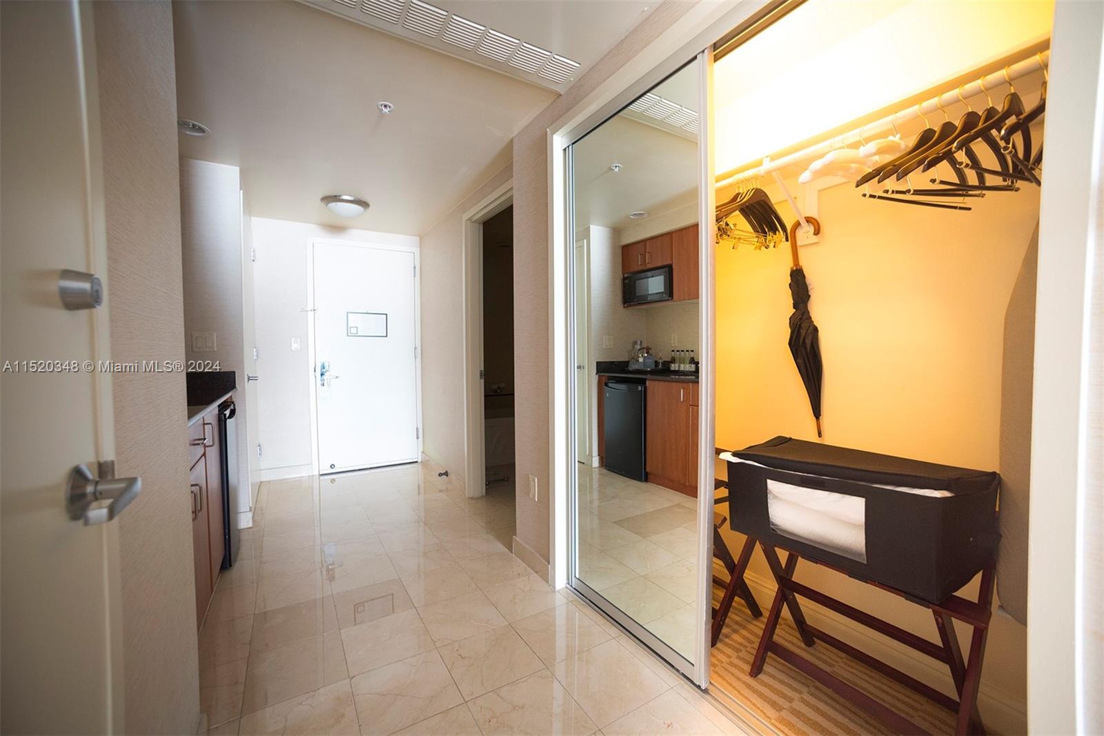 18001 Collins Ave, Sunny Isles Beach, FL, 33160 United States, 1 Bedroom Bedrooms, ,1 BathroomBathrooms,Residential,For Sale,Collins Ave,A11520348