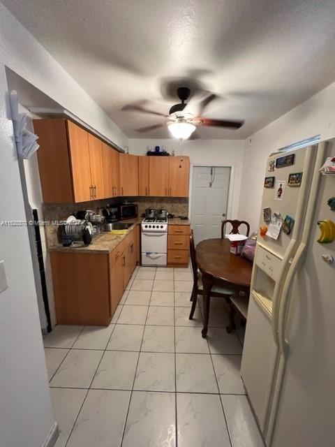 2540 91st St, Miami, FL, 33147 United States, 2 Bedrooms Bedrooms, ,1 BathroomBathrooms,Residential,For Sale,91st St,A11520370