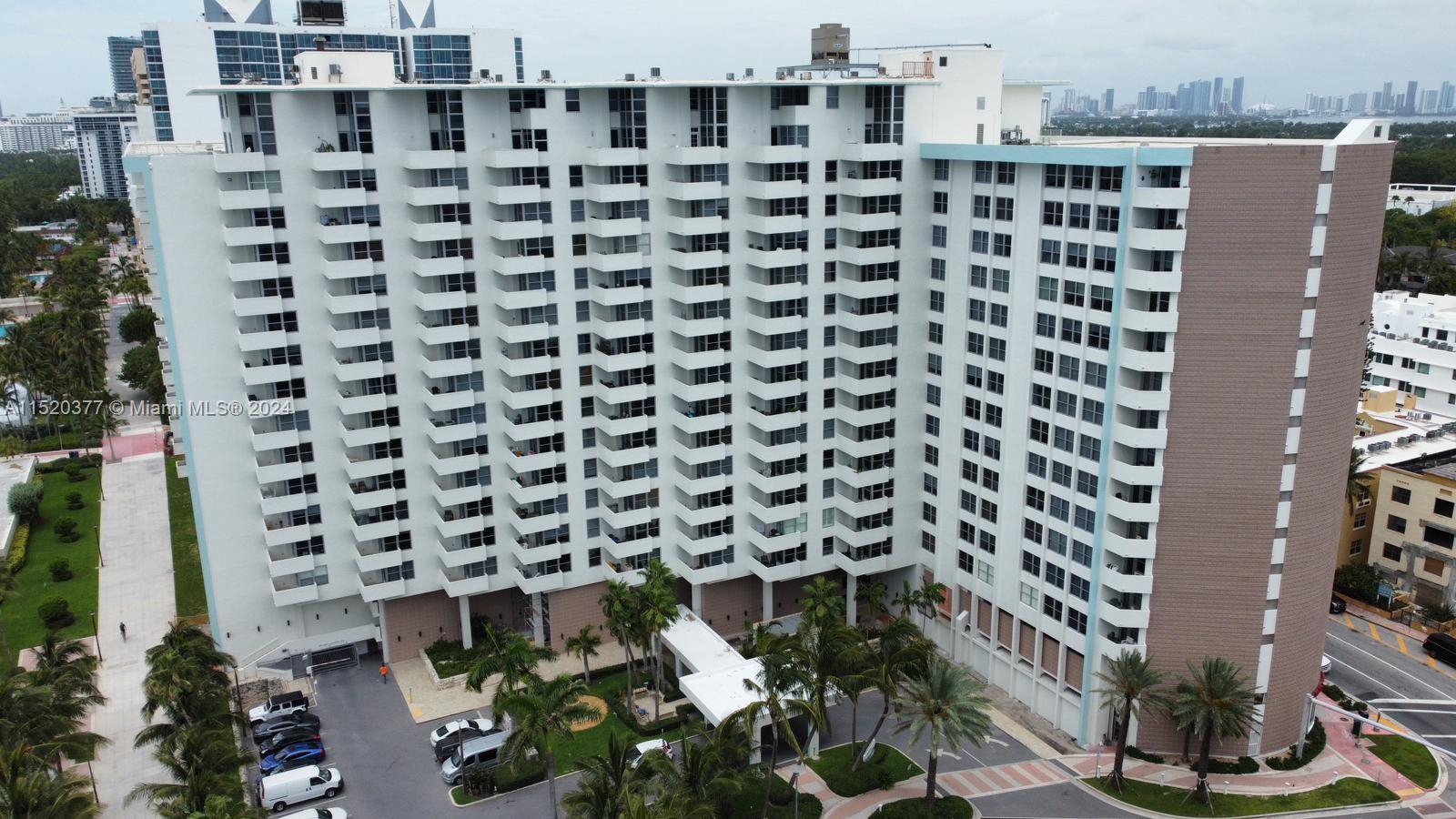 2899 Collins Ave 708, Miami Beach, Florida 33140, 1 Bedroom Bedrooms, ,1 BathroomBathrooms,Residential,For Sale,2899 Collins Ave 708,A11520377