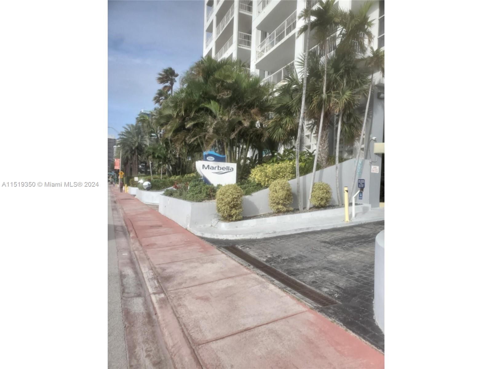 9341 Collins Ave 202, Surfside, Florida 33154, 2 Bedrooms Bedrooms, ,2 BathroomsBathrooms,Residentiallease,For Rent,9341 Collins Ave 202,A11519350