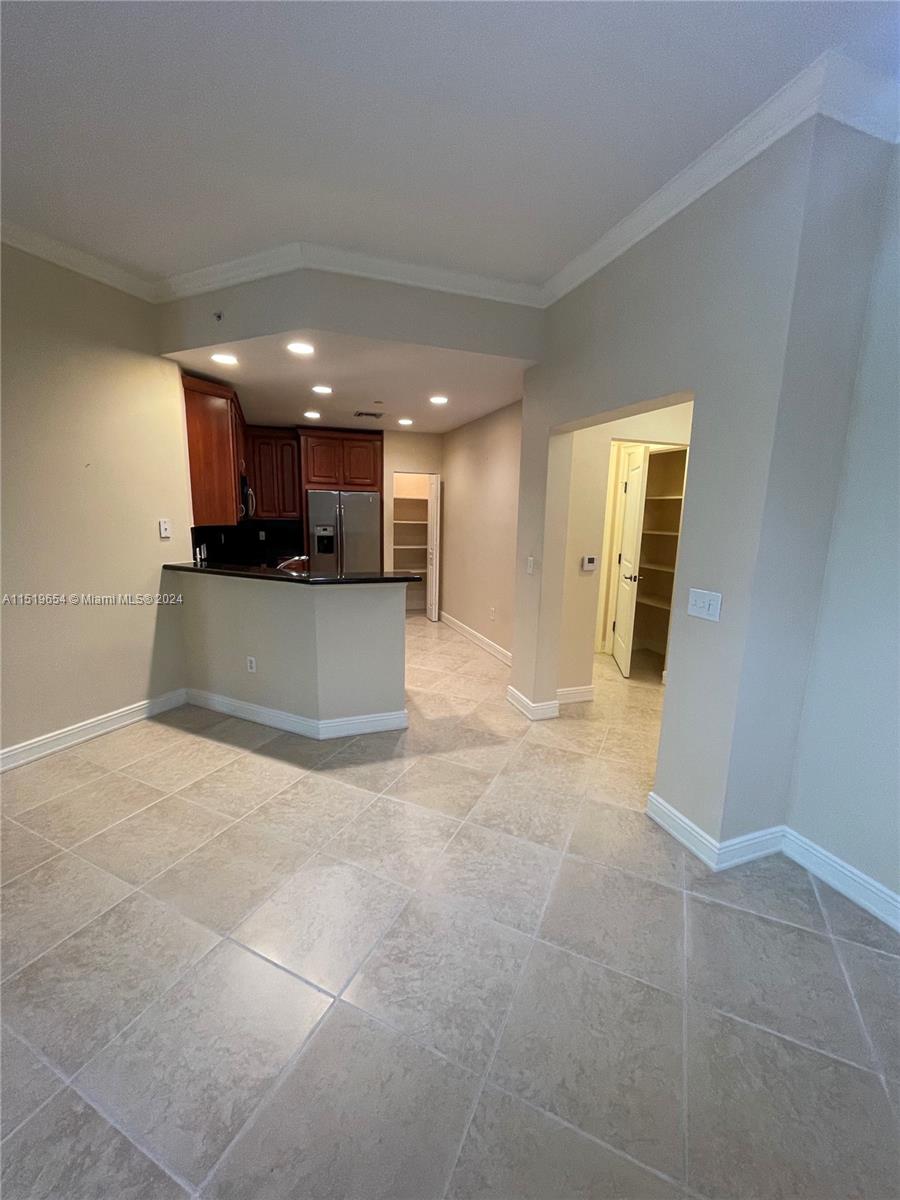 16100 Emerald Estates Dr 185, Weston, Florida 33331, 2 Bedrooms Bedrooms, ,2 BathroomsBathrooms,Residentiallease,For Rent,16100 Emerald Estates Dr 185,A11519654