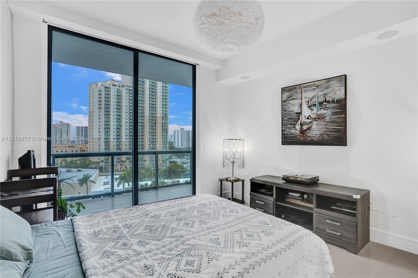 3300 NE 188th St 812, Aventura, Florida 33180, 3 Bedrooms Bedrooms, ,4 BathroomsBathrooms,Residential,For Sale,3300 NE 188th St 812,A11518972