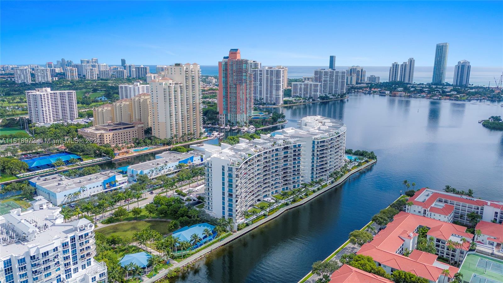 3300 NE 188th St 812, Aventura, Florida 33180, 3 Bedrooms Bedrooms, ,4 BathroomsBathrooms,Residential,For Sale,3300 NE 188th St 812,A11518972