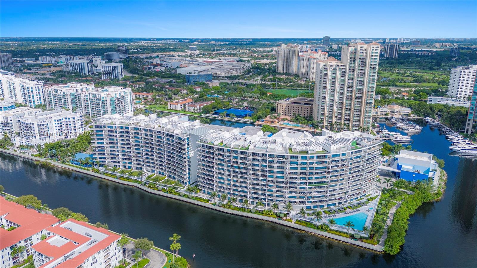 3300 NE 188th St 812, Aventura, Florida 33180, 3 Bedrooms Bedrooms, ,4 BathroomsBathrooms,Residential,For Sale,3300 NE 188th St 812,A11518972