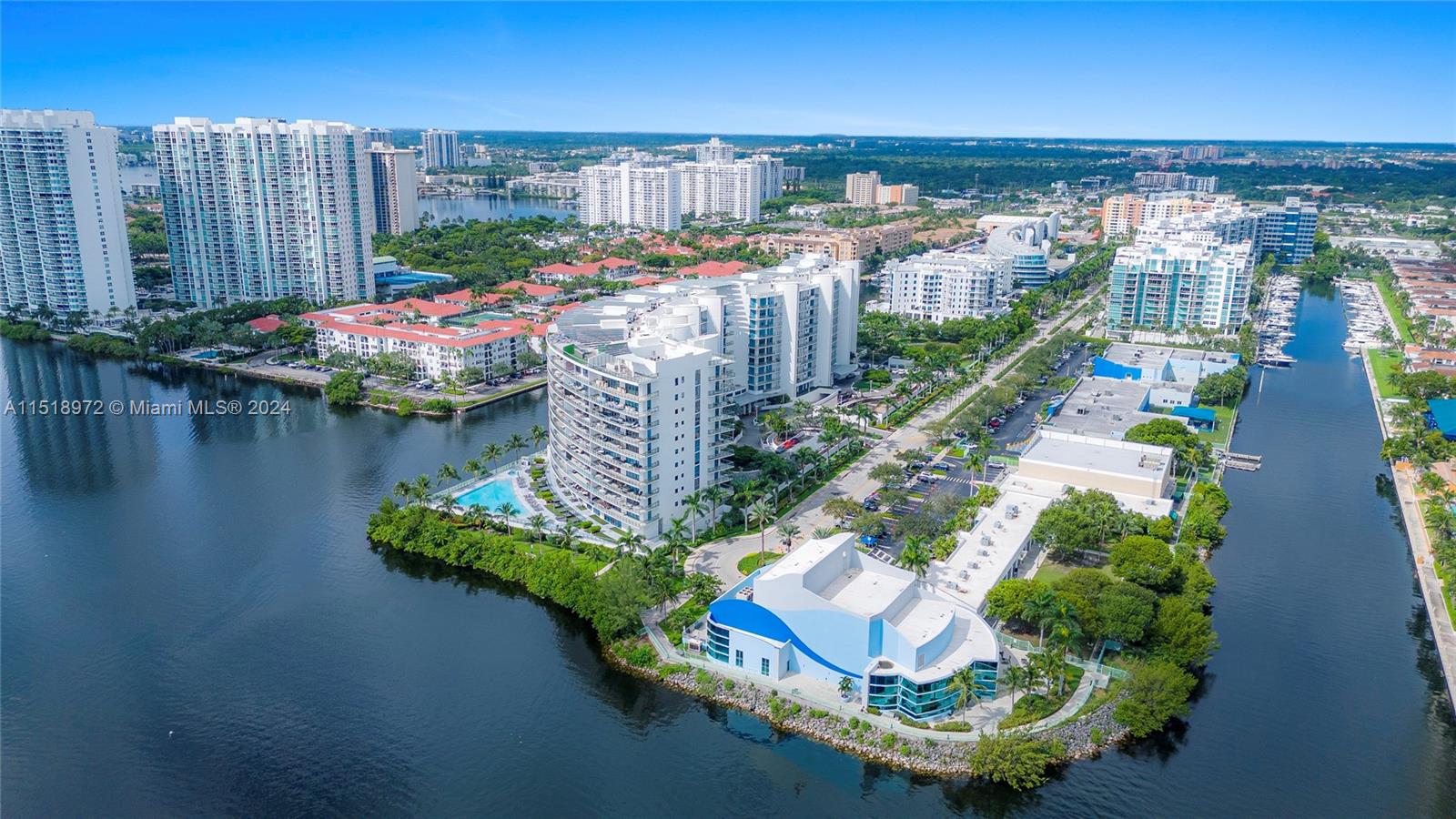 3300 NE 188th St 812, Aventura, Florida 33180, 3 Bedrooms Bedrooms, ,4 BathroomsBathrooms,Residential,For Sale,3300 NE 188th St 812,A11518972