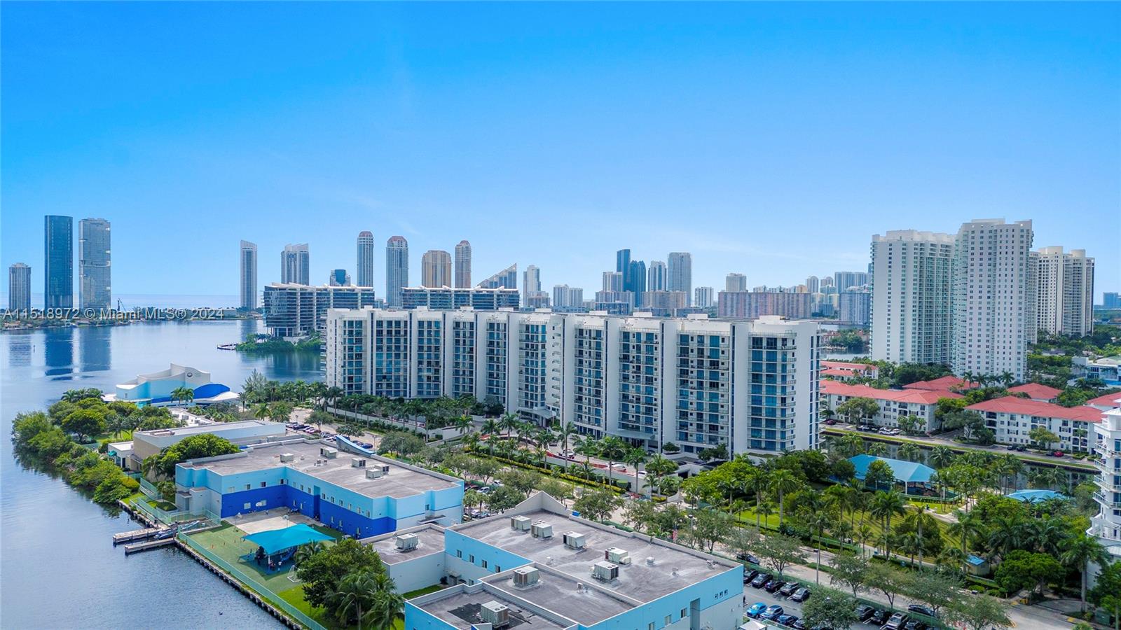 3300 NE 188th St 812, Aventura, Florida 33180, 3 Bedrooms Bedrooms, ,4 BathroomsBathrooms,Residential,For Sale,3300 NE 188th St 812,A11518972