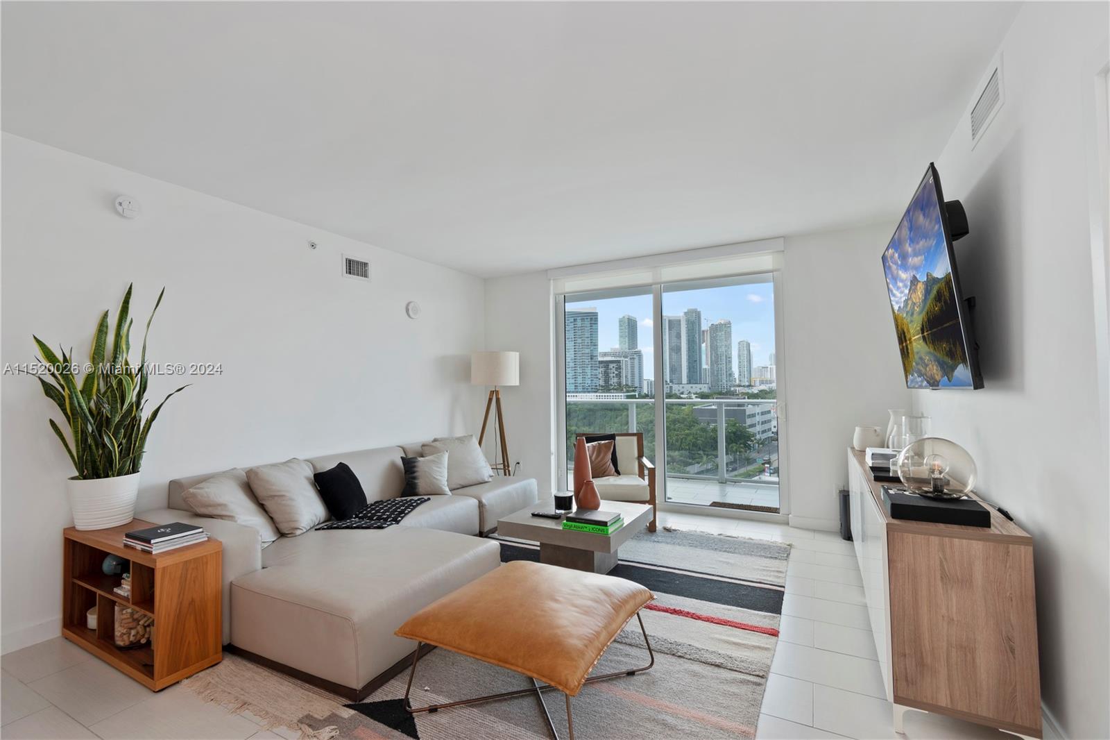4250 Biscayne Blvd 917, Miami, Florida 33137, 2 Bedrooms Bedrooms, ,2 BathroomsBathrooms,Residential,For Sale,4250 Biscayne Blvd 917,A11520026