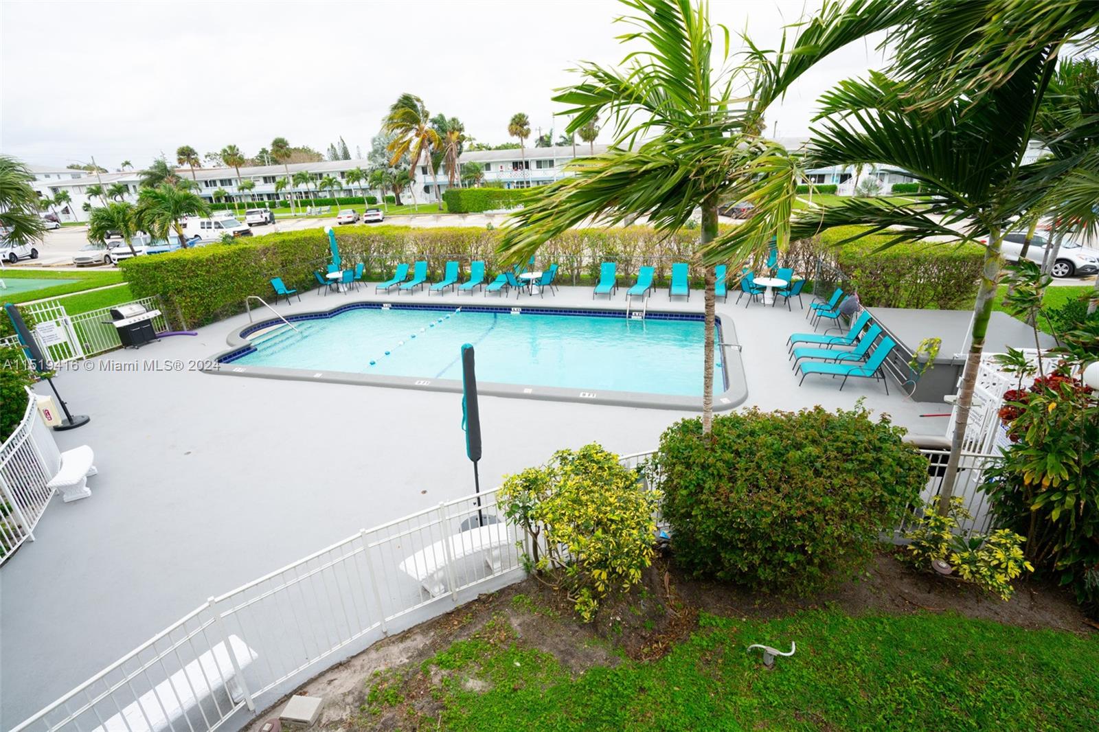 900 Atlantic Shores Blvd 130, Hallandale Beach, Florida 33009, 1 Bedroom Bedrooms, ,1 BathroomBathrooms,Residential,For Sale,900 Atlantic Shores Blvd 130,A11519416