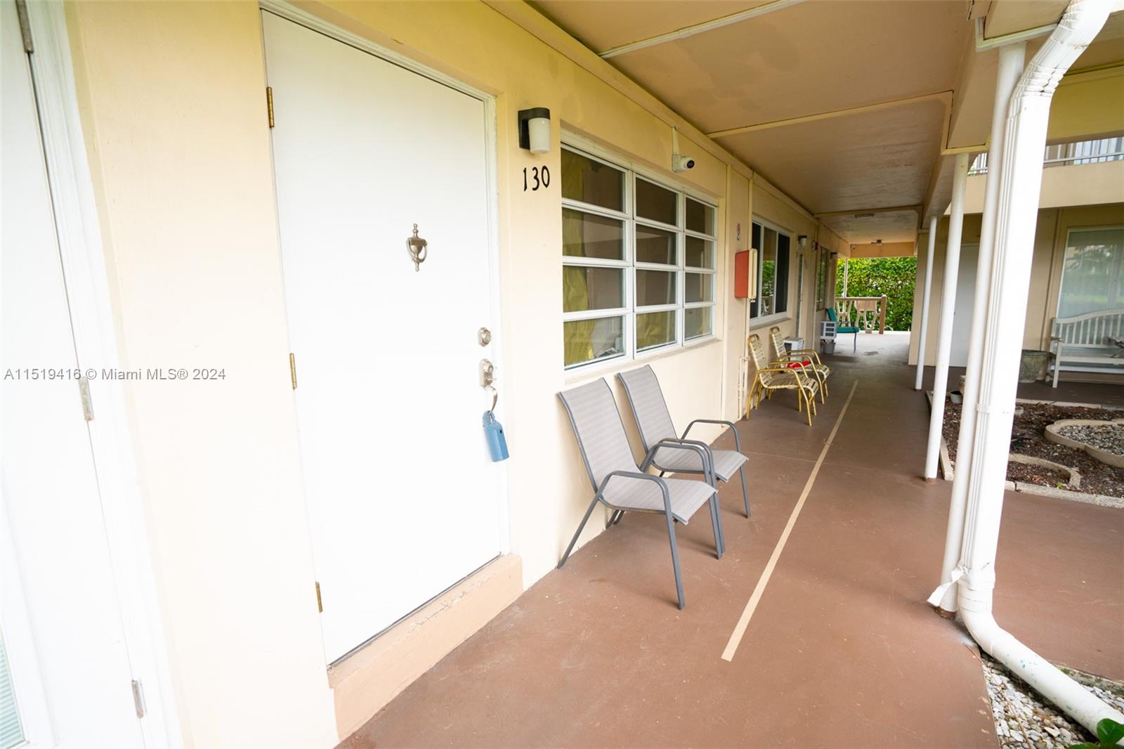 900 Atlantic Shores Blvd 130, Hallandale Beach, Florida 33009, 1 Bedroom Bedrooms, ,1 BathroomBathrooms,Residential,For Sale,900 Atlantic Shores Blvd 130,A11519416