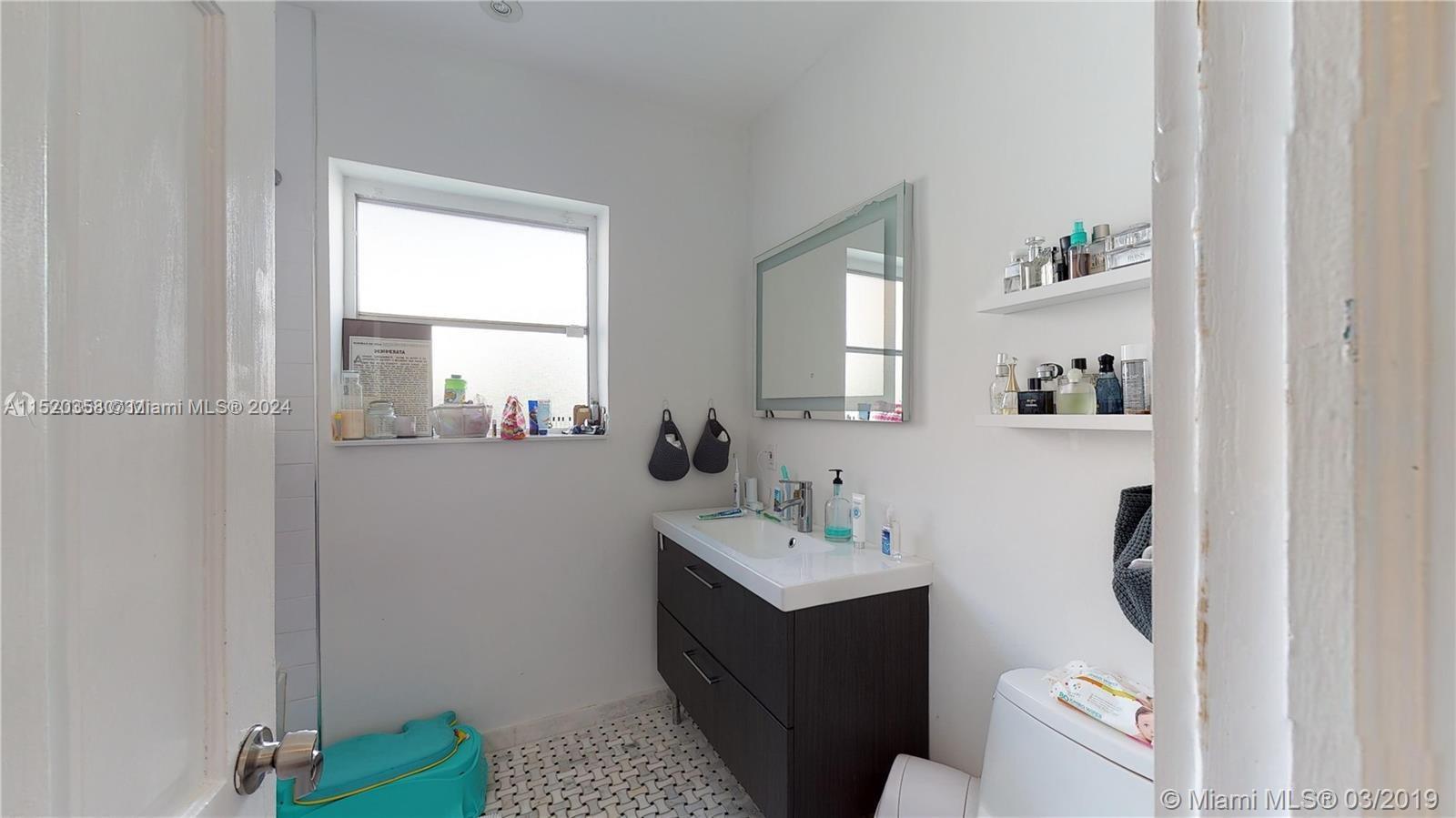 725 NE 73rd St, Miami, Florida 33138, 3 Bedrooms Bedrooms, ,2 BathroomsBathrooms,Residentiallease,For Rent,725 NE 73rd St,A11520358