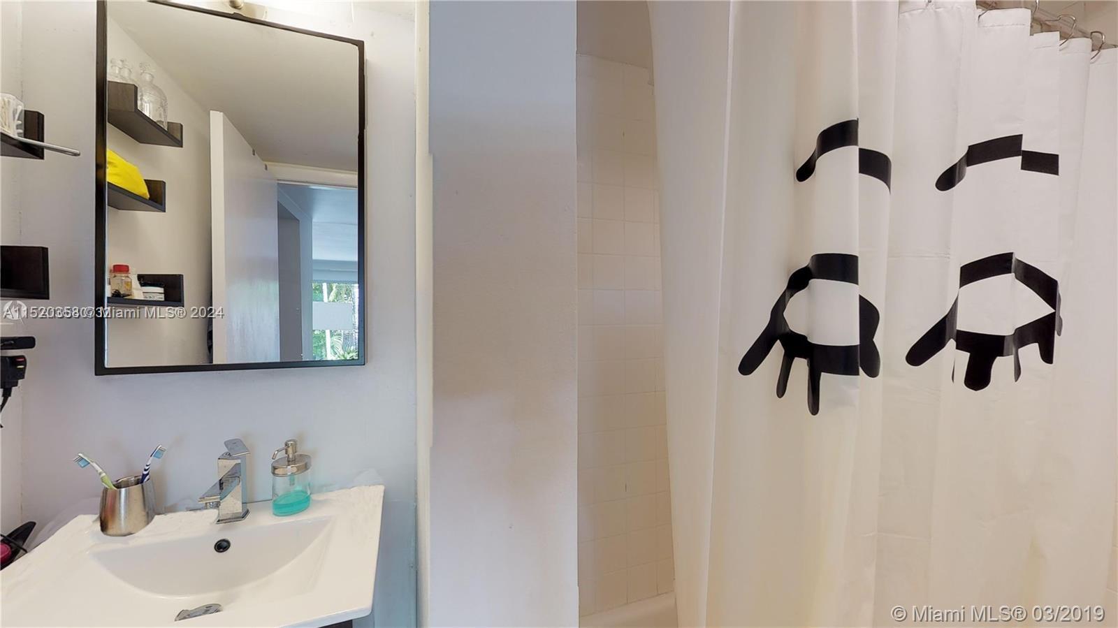 725 NE 73rd St, Miami, Florida 33138, 3 Bedrooms Bedrooms, ,2 BathroomsBathrooms,Residentiallease,For Rent,725 NE 73rd St,A11520358