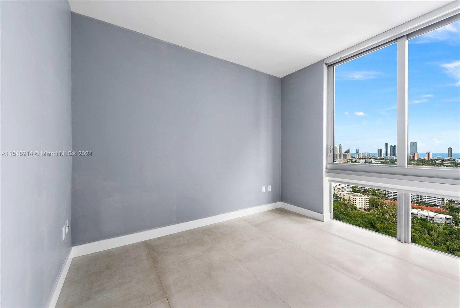 16385 Biscayne Blvd 2807, North Miami Beach, Florida 33160, 3 Bedrooms Bedrooms, ,3 BathroomsBathrooms,Residential,For Sale,16385 Biscayne Blvd 2807,A11515914