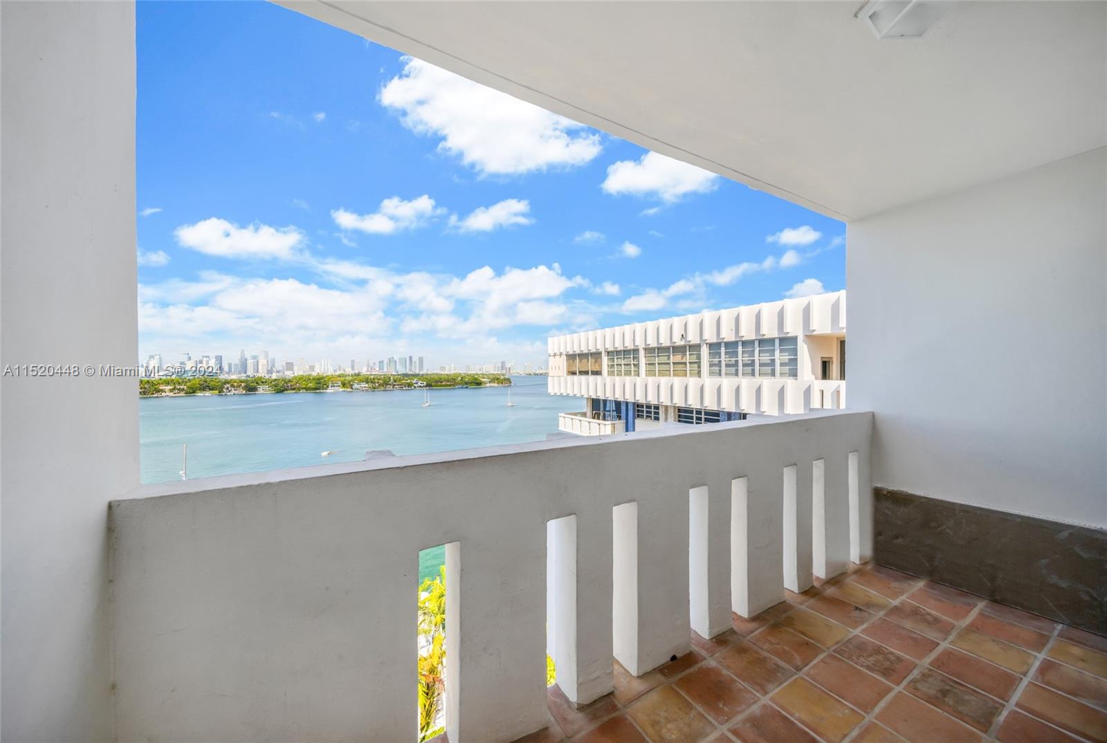 800 West Ave, Miami Beach, FL, 33139 United States, 1 Bedroom Bedrooms, ,1 BathroomBathrooms,Residential,For Sale,West Ave,A11520448