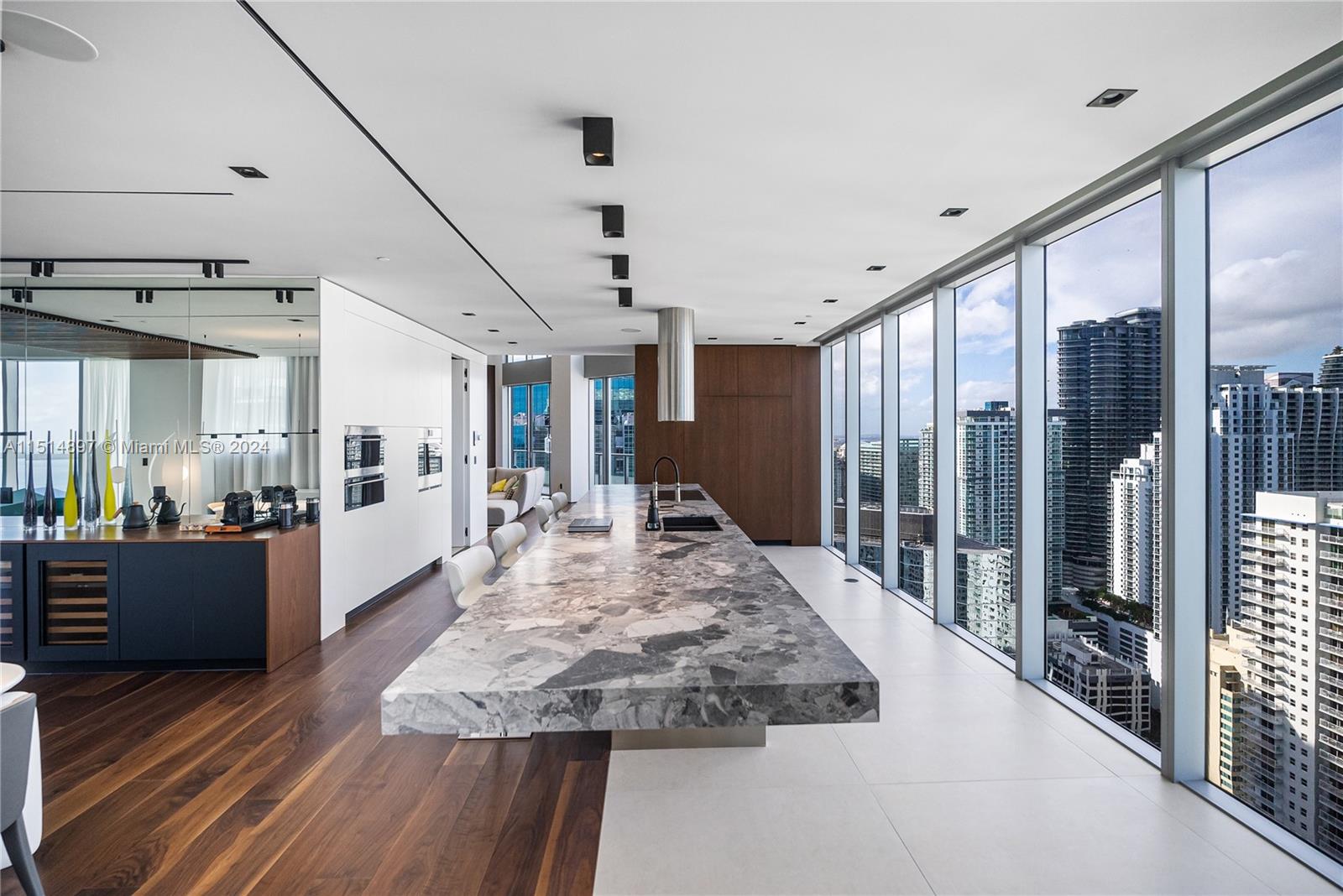 1300 Brickell Bay Dr, Miami, FL, 33131 United States, 5 Bedrooms Bedrooms, ,6 BathroomsBathrooms,Residential,For Sale,Brickell Bay Dr,A11514897