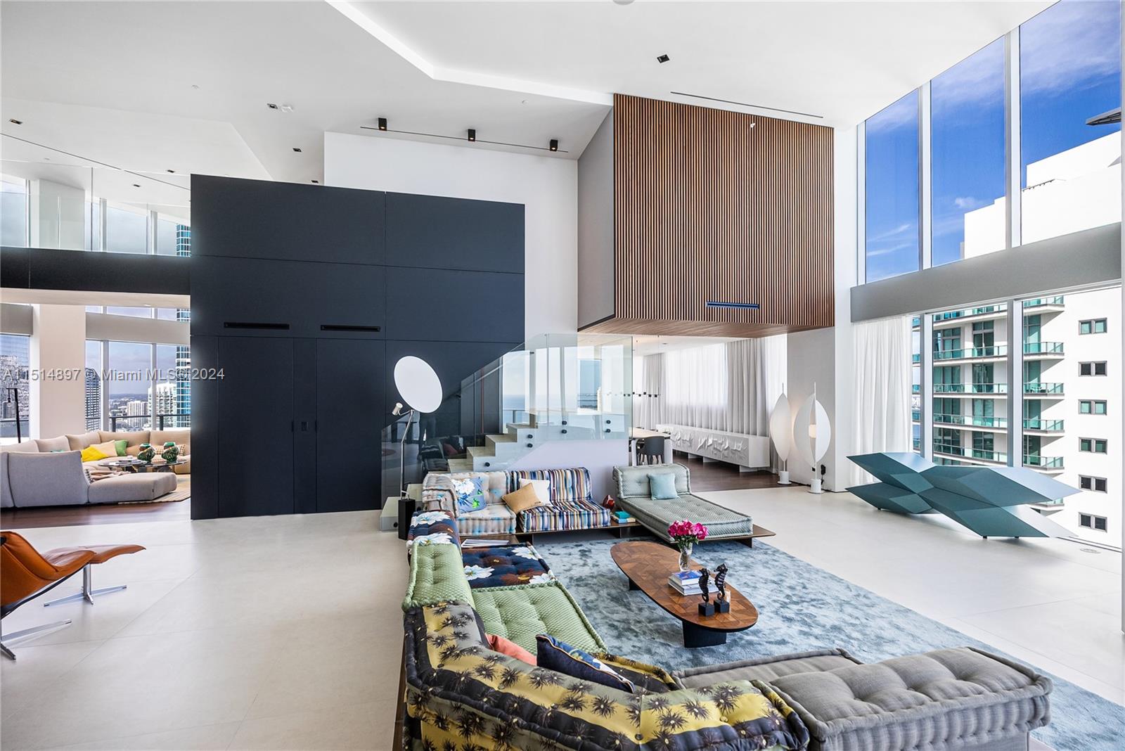 1300 Brickell Bay Dr, Miami, FL, 33131 United States, 5 Bedrooms Bedrooms, ,6 BathroomsBathrooms,Residential,For Sale,Brickell Bay Dr,A11514897