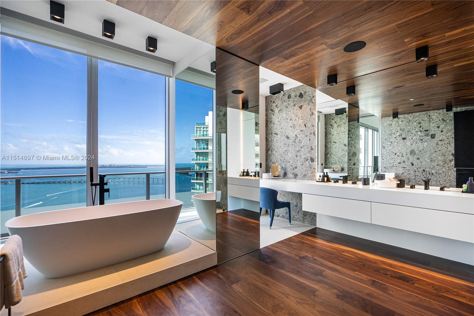 1300 Brickell Bay Dr, Miami, FL, 33131 United States, 5 Bedrooms Bedrooms, ,6 BathroomsBathrooms,Residential,For Sale,Brickell Bay Dr,A11514897