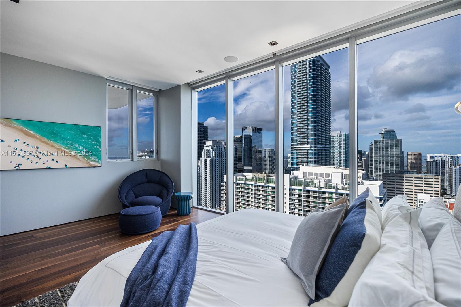1300 Brickell Bay Dr, Miami, FL, 33131 United States, 5 Bedrooms Bedrooms, ,6 BathroomsBathrooms,Residential,For Sale,Brickell Bay Dr,A11514897