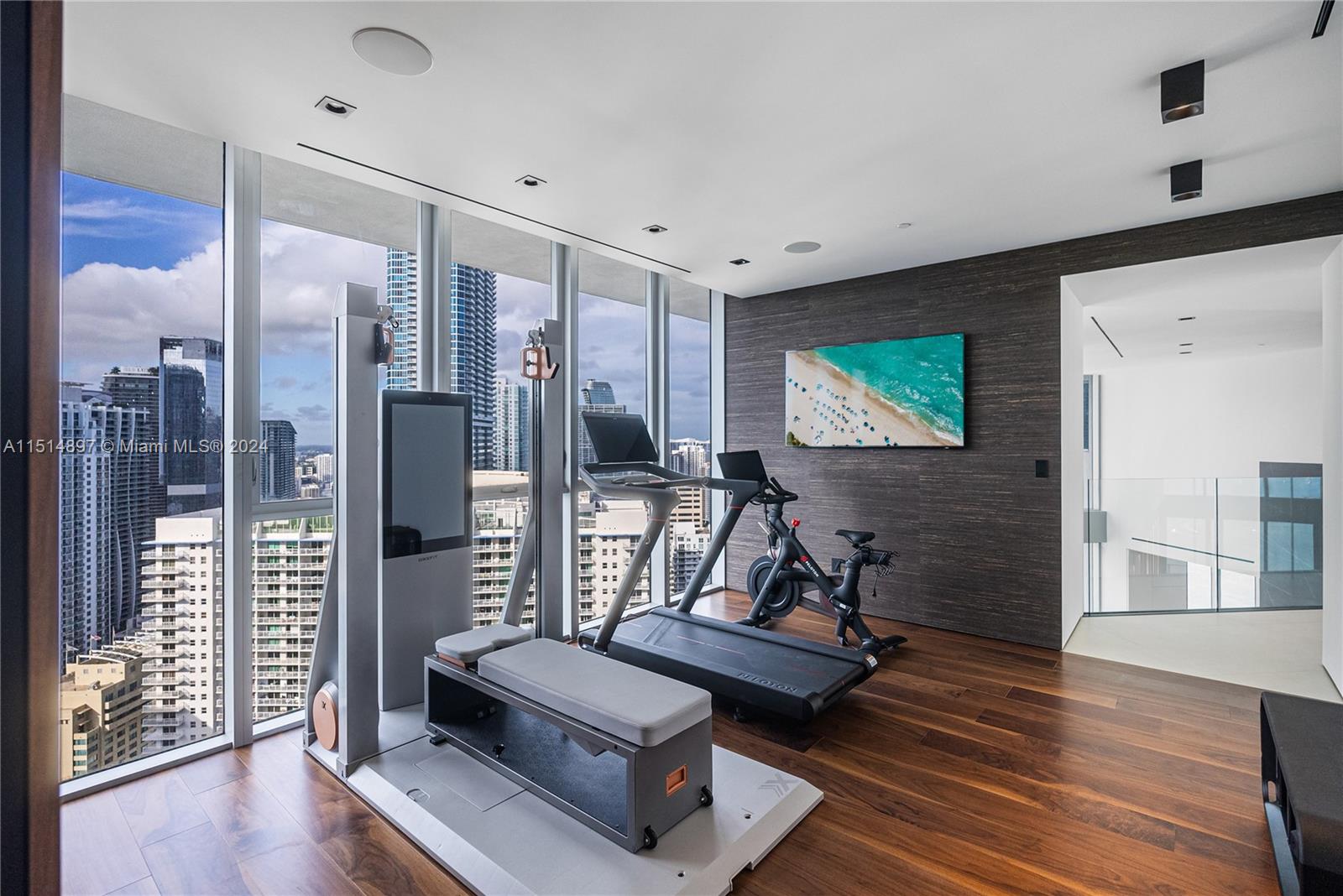 1300 Brickell Bay Dr, Miami, FL, 33131 United States, 5 Bedrooms Bedrooms, ,6 BathroomsBathrooms,Residential,For Sale,Brickell Bay Dr,A11514897