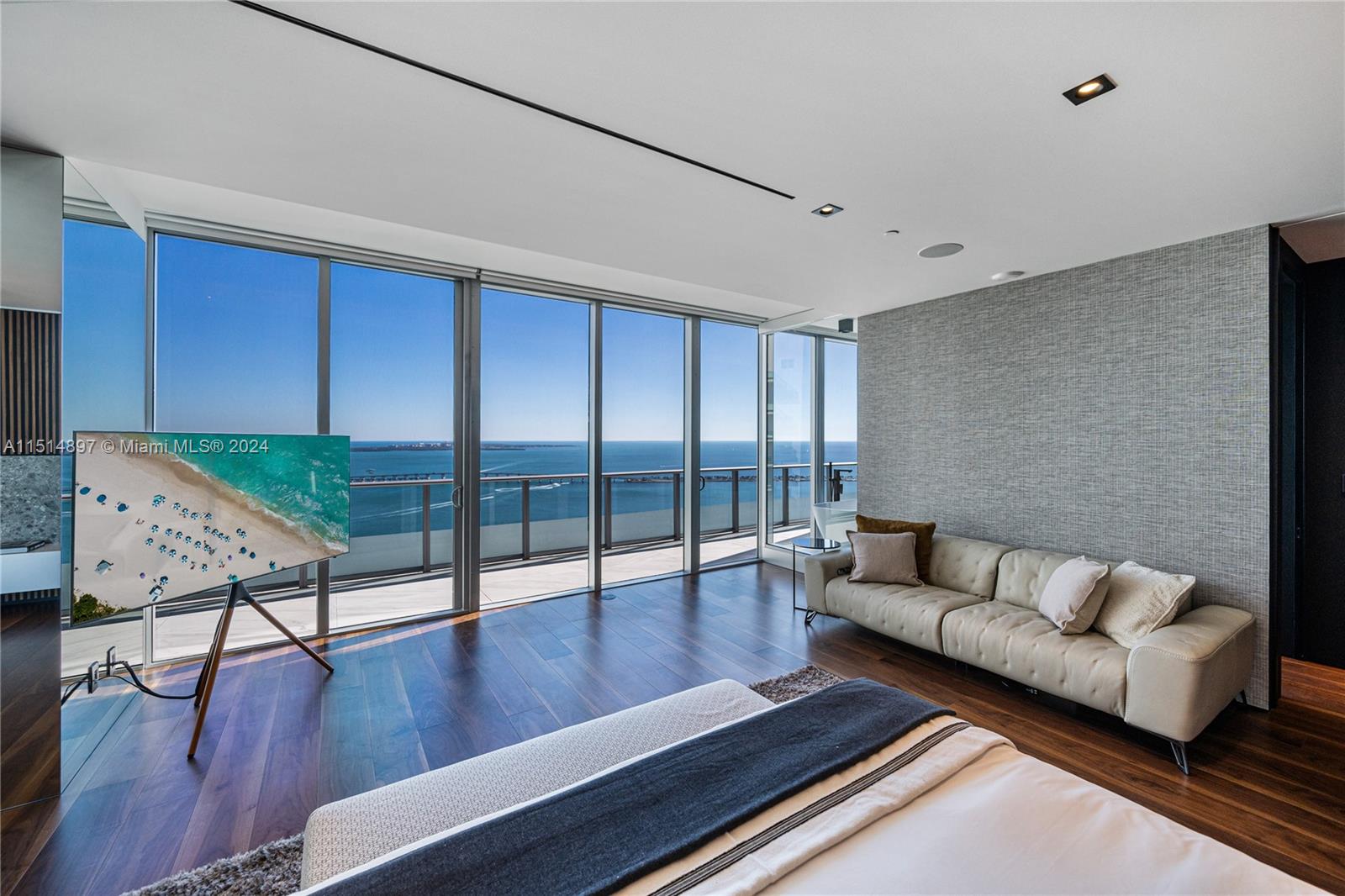 1300 Brickell Bay Dr, Miami, FL, 33131 United States, 5 Bedrooms Bedrooms, ,6 BathroomsBathrooms,Residential,For Sale,Brickell Bay Dr,A11514897