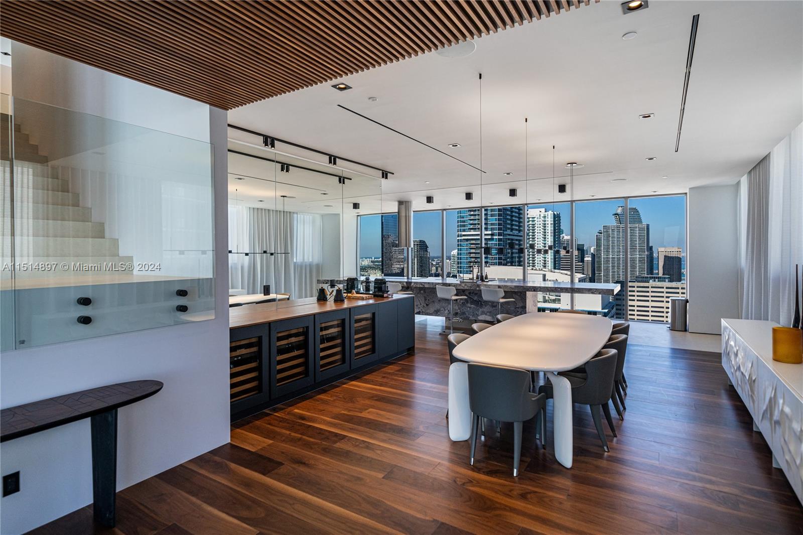 1300 Brickell Bay Dr, Miami, FL, 33131 United States, 5 Bedrooms Bedrooms, ,6 BathroomsBathrooms,Residential,For Sale,Brickell Bay Dr,A11514897