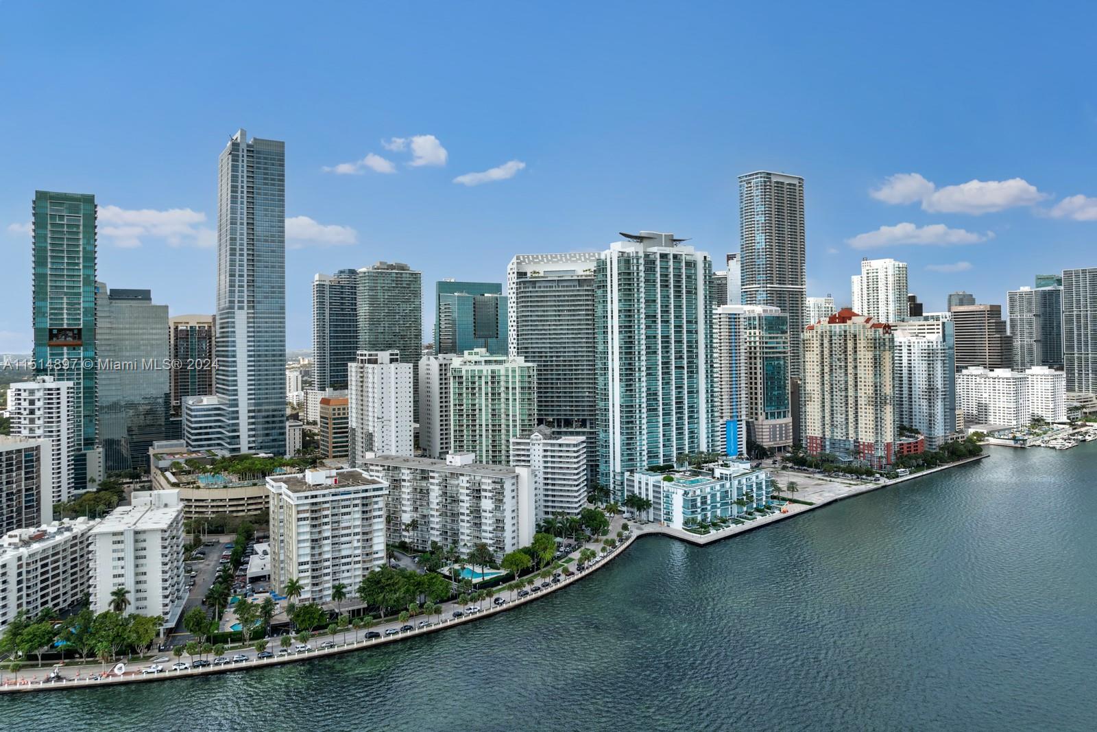 1300 Brickell Bay Dr, Miami, FL, 33131 United States, 5 Bedrooms Bedrooms, ,6 BathroomsBathrooms,Residential,For Sale,Brickell Bay Dr,A11514897