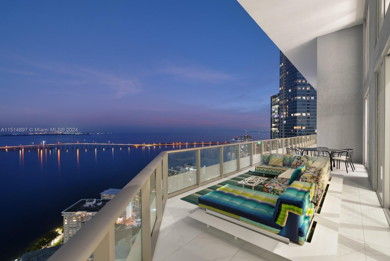 1300 Brickell Bay Dr, Miami, FL, 33131 United States, 5 Bedrooms Bedrooms, ,6 BathroomsBathrooms,Residential,For Sale,Brickell Bay Dr,A11514897