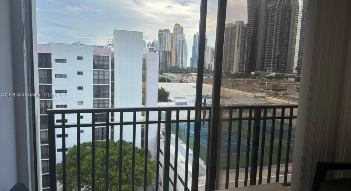 16909 Bay Rd, Sunny Isles Beach, FL, 33160 United States, 1 Bedroom Bedrooms, ,1 BathroomBathrooms,Residential,For Sale,Bay Rd,A11520444