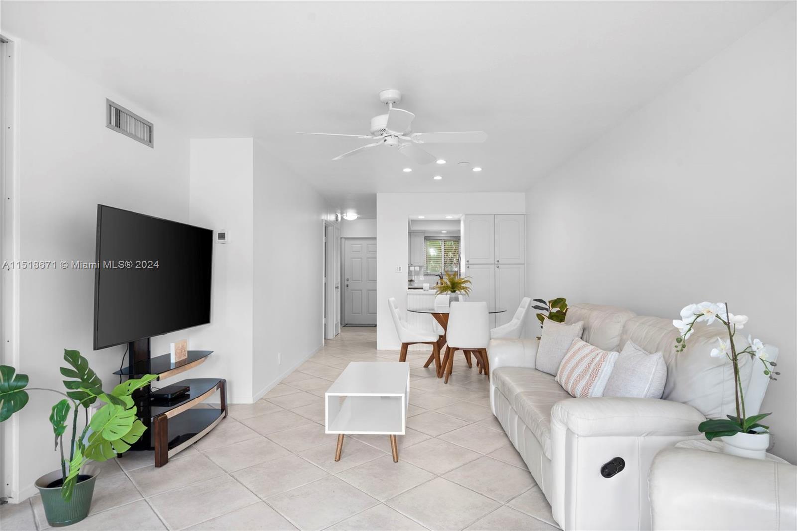 1199 Hillsboro Mile, Hillsboro Beach, FL, 33062 United States, 2 Bedrooms Bedrooms, ,2 BathroomsBathrooms,Residential,For Sale,Hillsboro Mile,A11518671