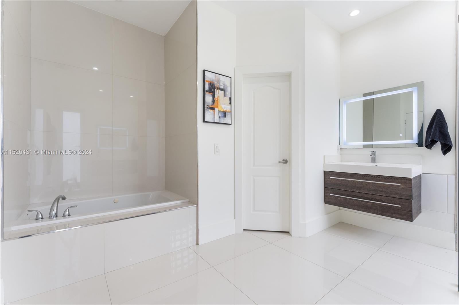 16780 SW 78th Ave, Palmetto Bay, Florida 33157, 5 Bedrooms Bedrooms, ,3 BathroomsBathrooms,Residential,For Sale,16780 SW 78th Ave,A11520431