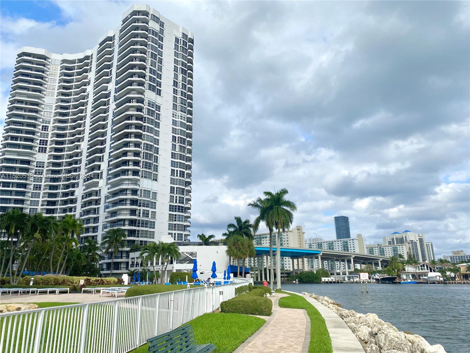 19195 36th Ct, Aventura, FL, 33180 United States, 2 Bedrooms Bedrooms, ,2 BathroomsBathrooms,Residential,For Sale,36th Ct,A11520538