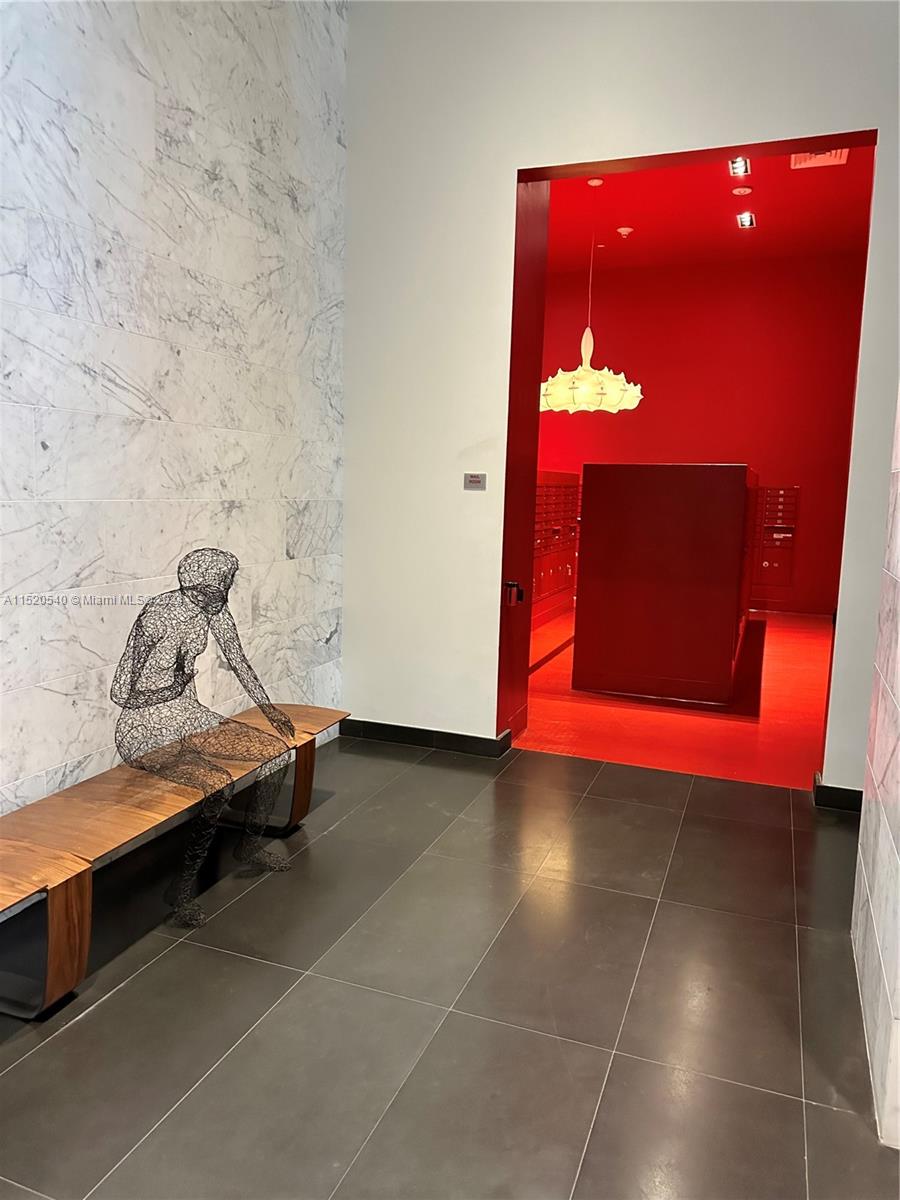 Miami, Florida 33132, 1 Bedroom Bedrooms, ,1 BathroomBathrooms,Residentiallease,For Rent,A11520540