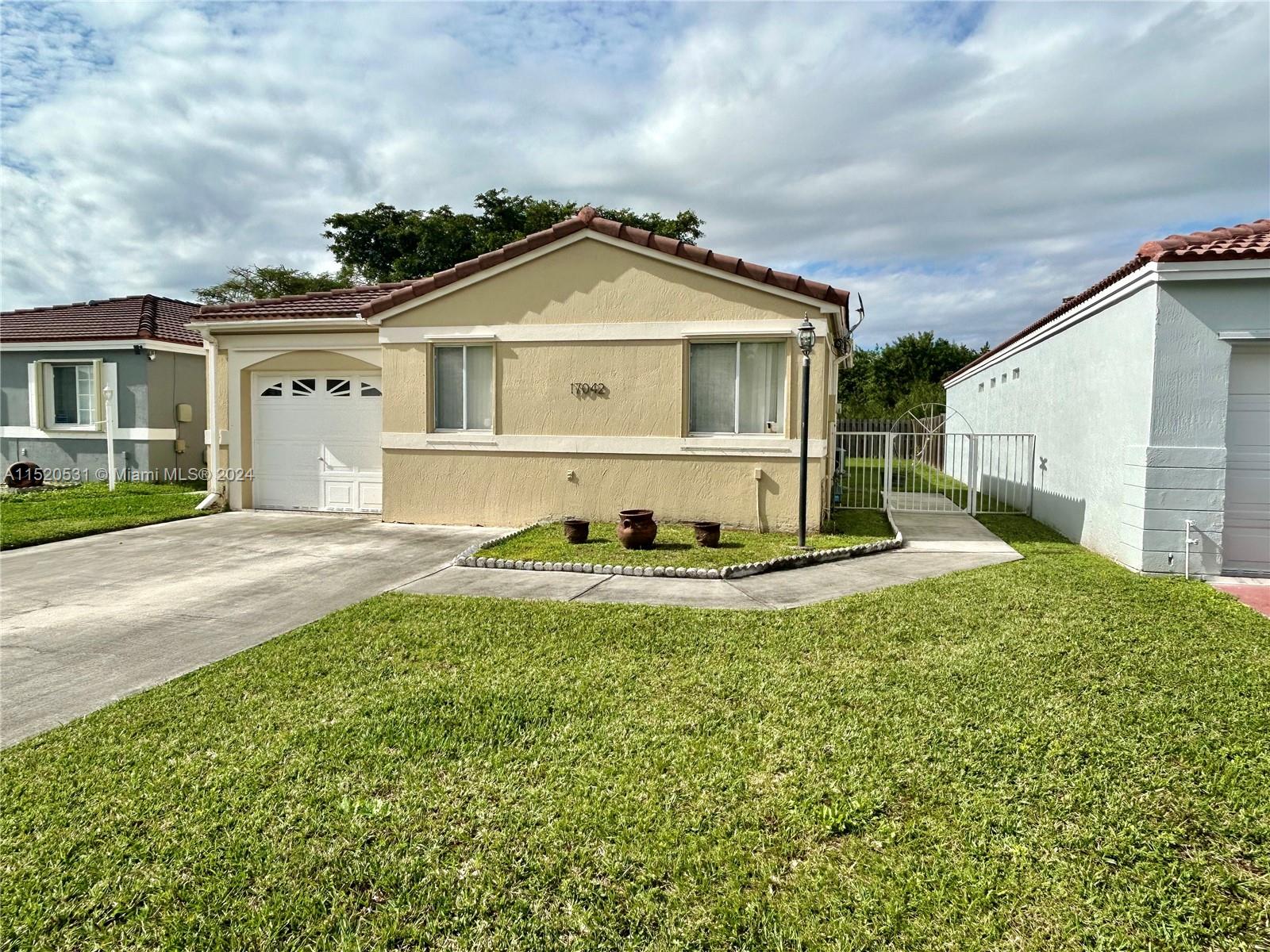 17042 SW 142nd Pl  For Sale A11520531, FL