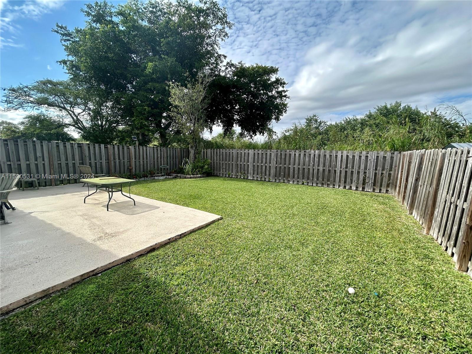 17042 142nd Pl, Miami, FL, 33177 United States, 3 Bedrooms Bedrooms, ,2 BathroomsBathrooms,Residential,For Sale,142nd Pl,A11520531