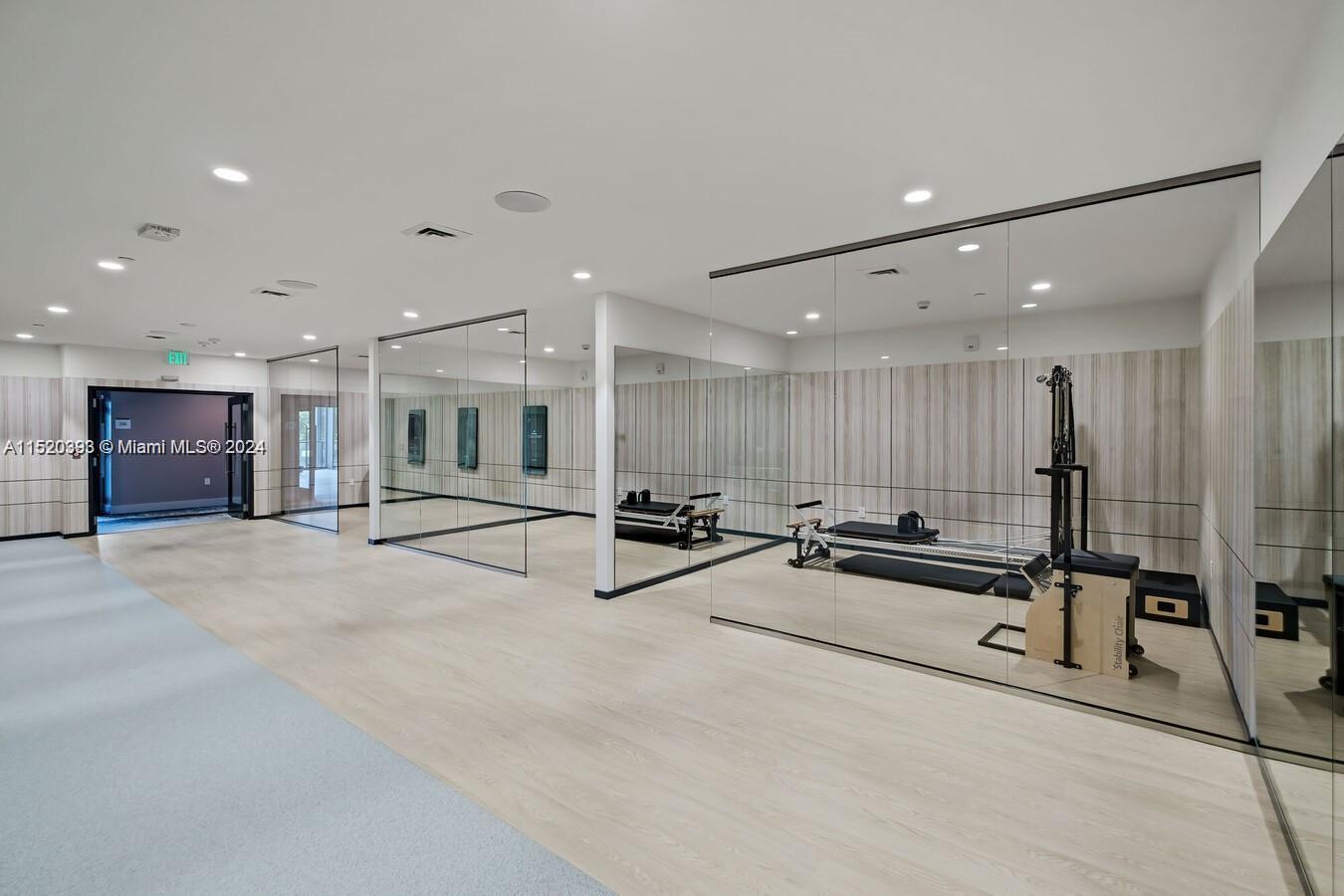 101 Diplomat Pkwy A5, Hallandale Beach, Florida 33009, 1 Bedroom Bedrooms, ,1 BathroomBathrooms,Residentiallease,For Rent,101 Diplomat Pkwy A5,A11520393