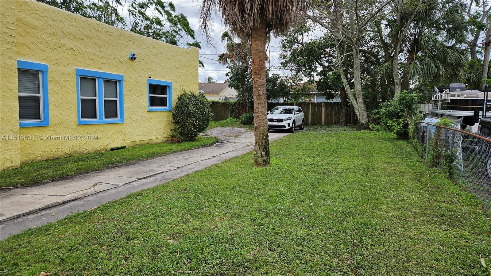 1243 26th St, Riviera Beach, FL, 33404 United States, 3 Bedrooms Bedrooms, ,2 BathroomsBathrooms,Residential,For Sale,26th St,A11519531