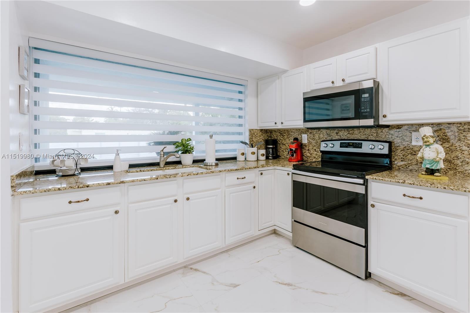 4909 Washington St, Hollywood, Florida 33021, 3 Bedrooms Bedrooms, ,2 BathroomsBathrooms,Residential,For Sale,4909 Washington St,A11519980
