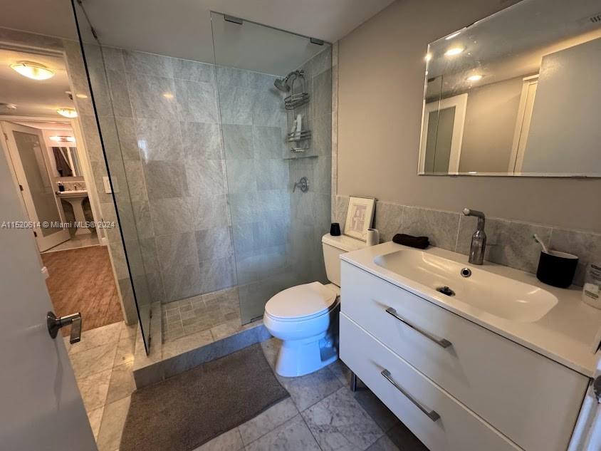 800 N Miami Ave E-1008, Miami, Florida 33136, 2 Bedrooms Bedrooms, ,2 BathroomsBathrooms,Residential,For Sale,800 N Miami Ave E-1008,A11520614