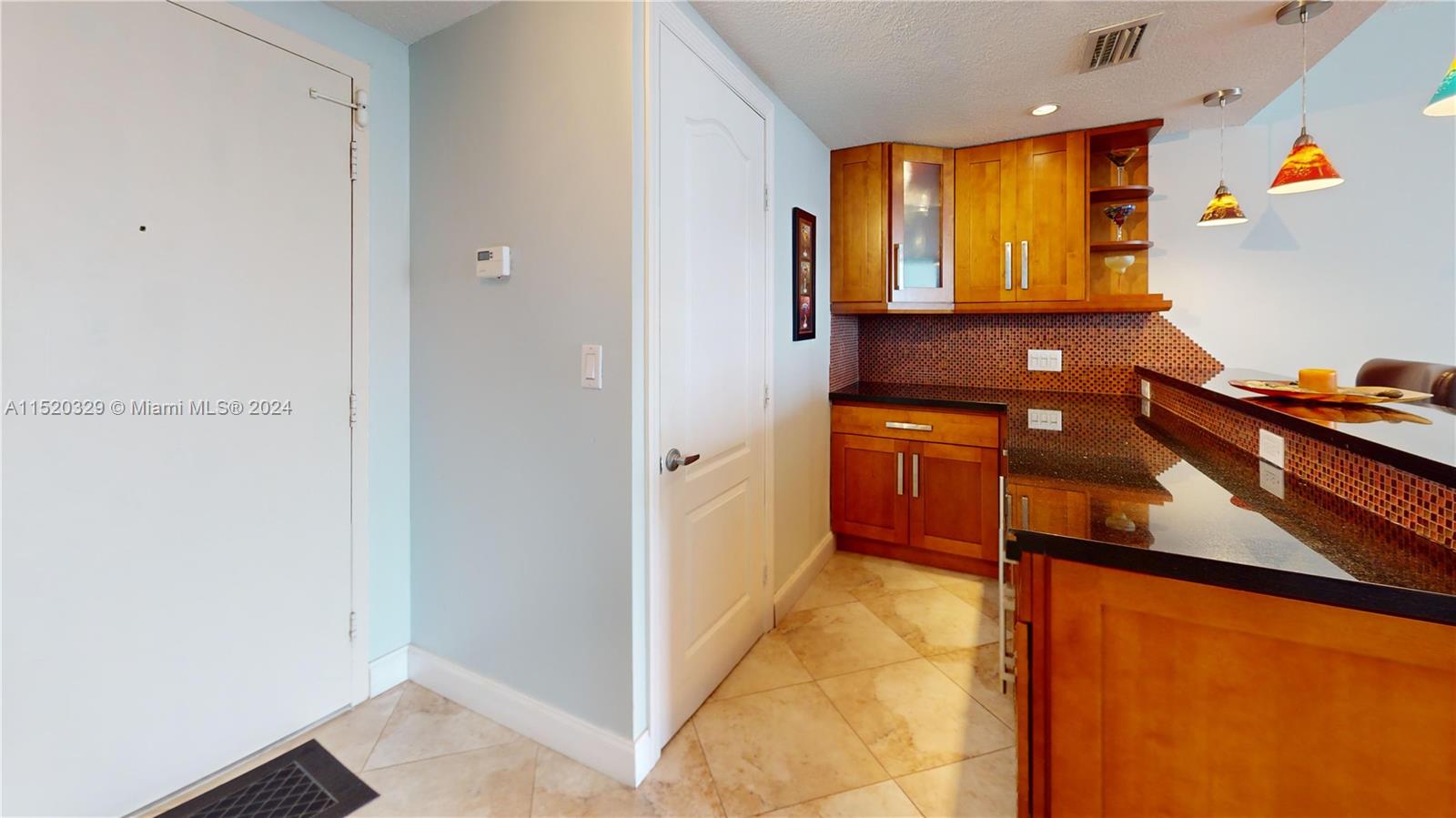 2500 PARKVIEW DR, Hallandale Beach, FL, 33009 United States, 2 Bedrooms Bedrooms, ,2 BathroomsBathrooms,Residential,For Sale,PARKVIEW DR,A11520329