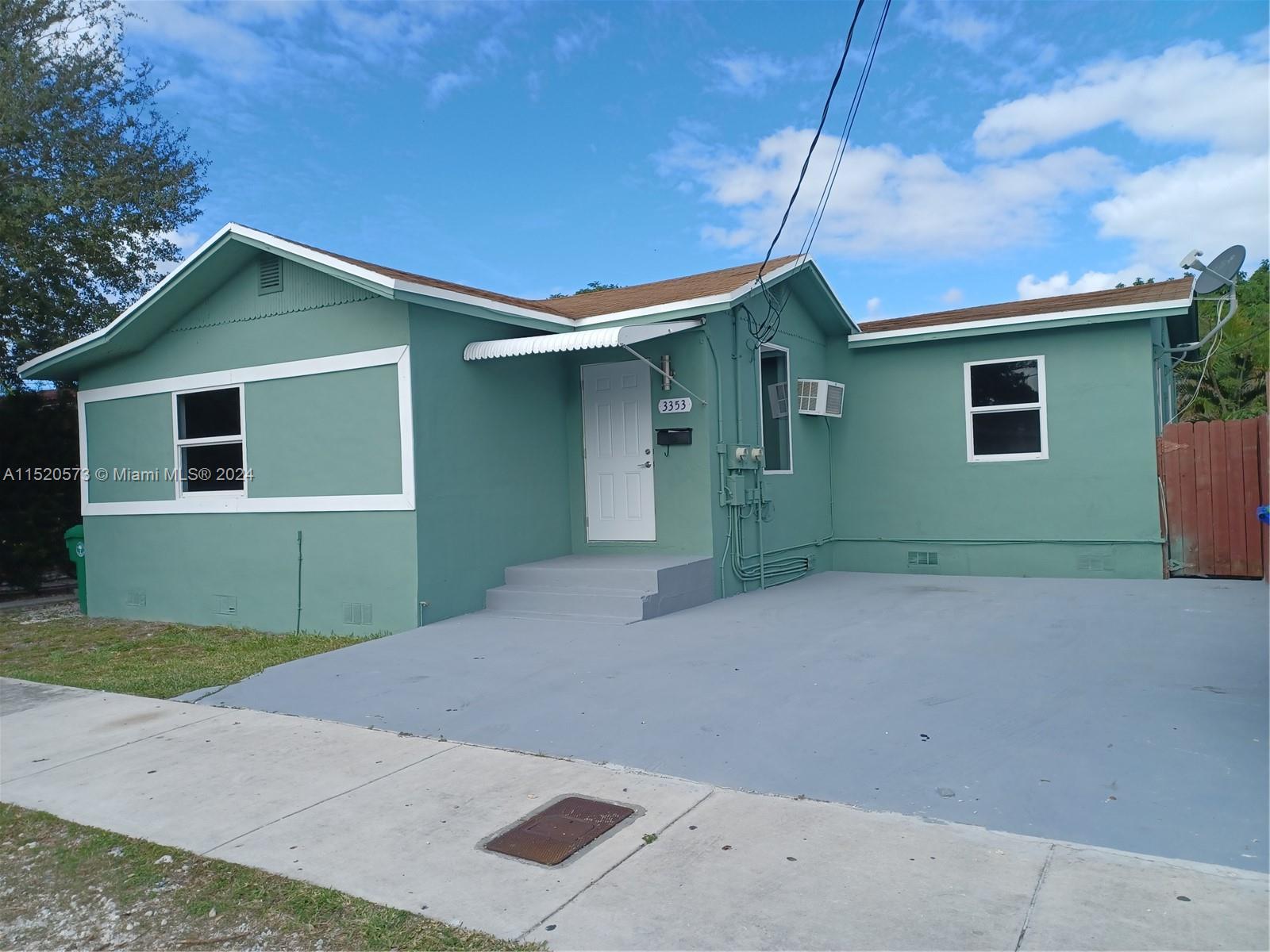 3353 SW 23rd Ter  For Sale A11520573, FL