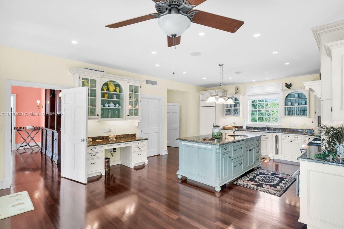 88011 Old Highway, Islamorada, FL, 33036 United States, 5 Bedrooms Bedrooms, ,5 BathroomsBathrooms,Residential,For Sale,Old Highway,A11520630